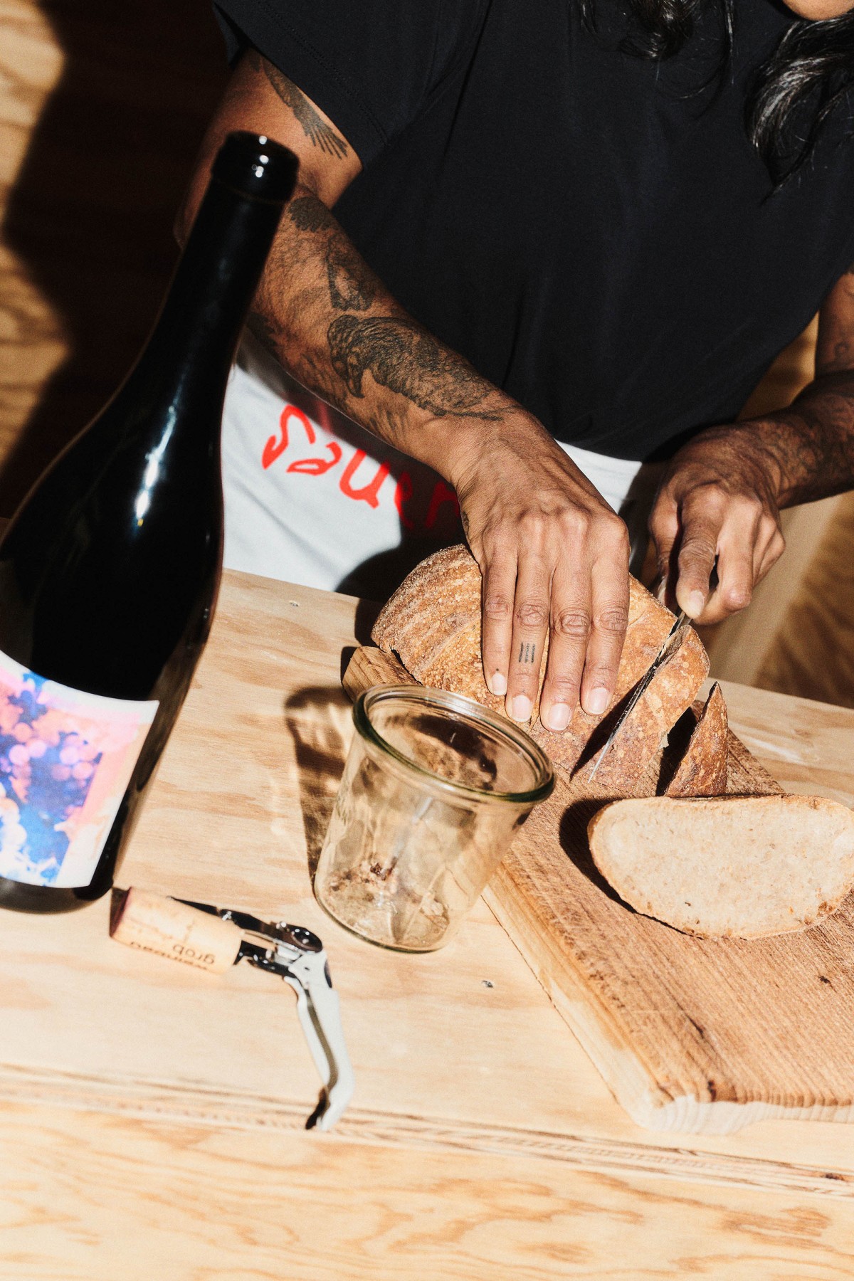 Appetitlicher Tisch nach dem Essen